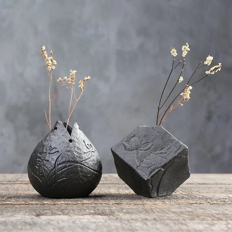 Stoneware arrangement vase